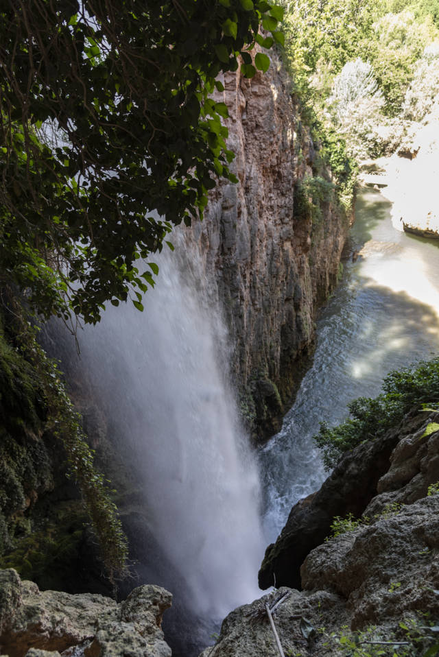 Zaragoza - Nuévalos 23 - monasterio de Piedra - cascada Cola de Caballo.jpg
